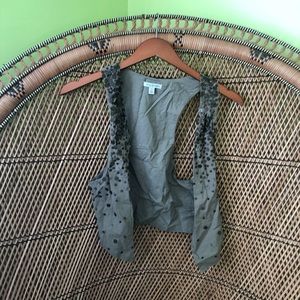 🌿2/20 beautiful AE accent vest